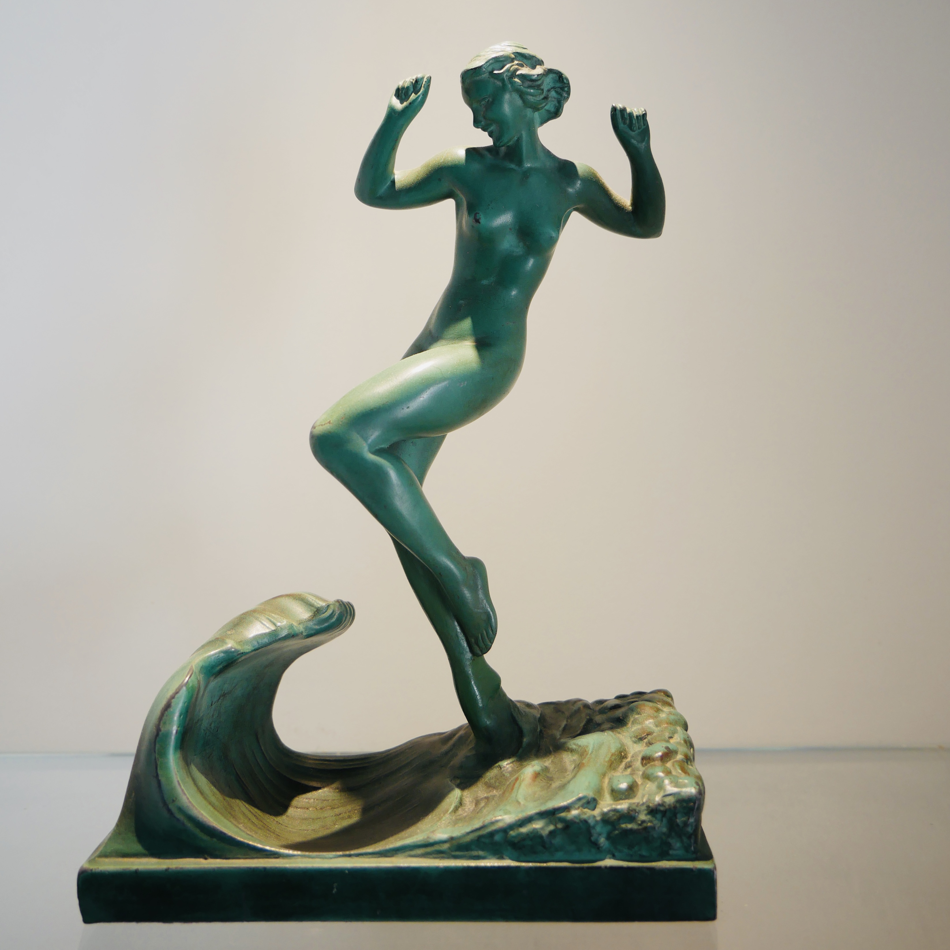 Statuette Art Deco, “La Vague”, Guerbe / Le Verrier